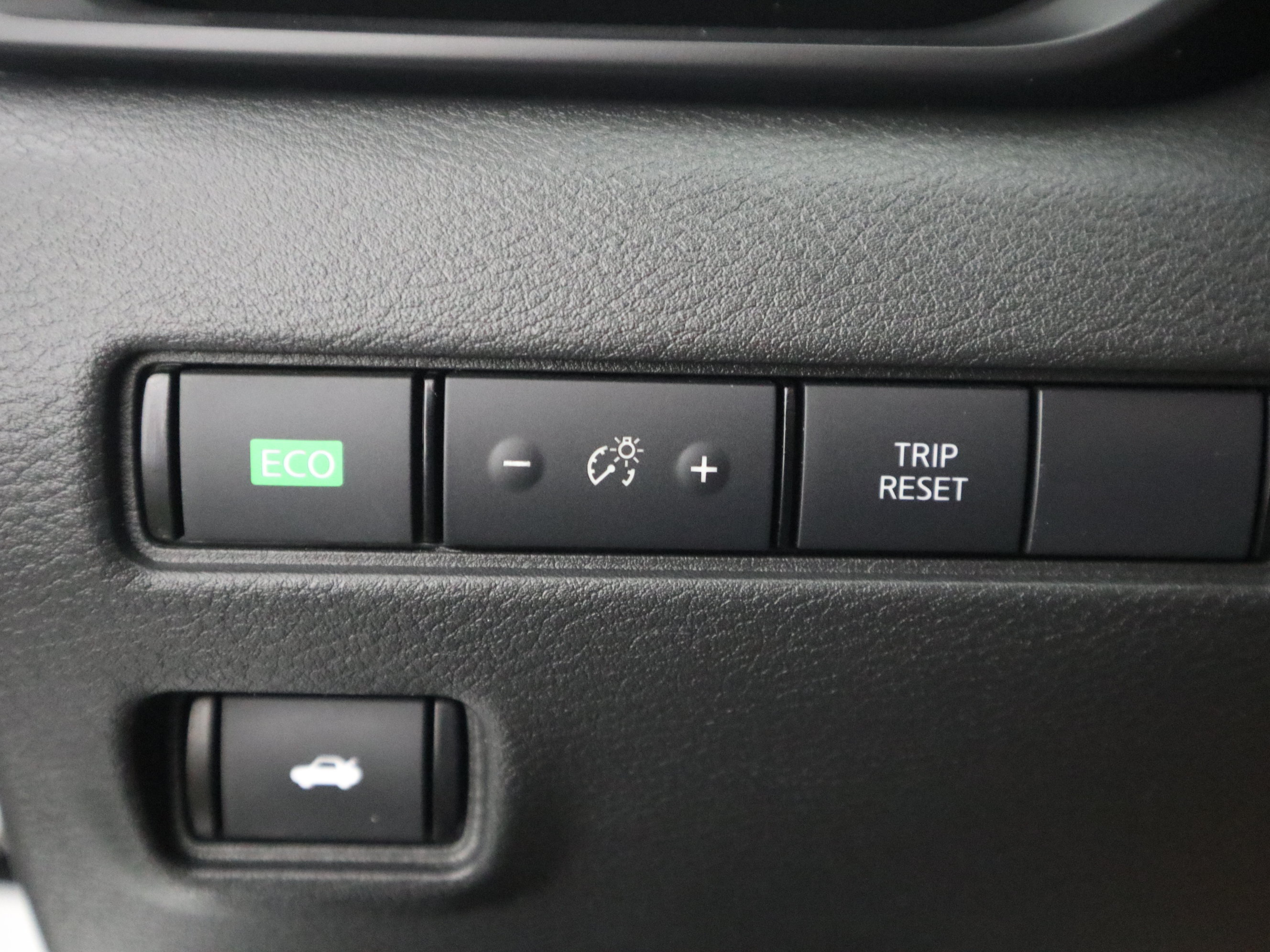 Used 2022 Nissan Sentra S FWD image 28