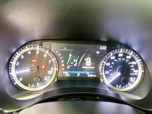 Used 2023 Toyota Highlander XLE image 23