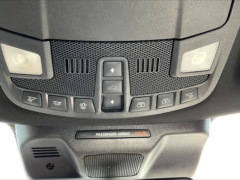 Used 2024 Ford Expedition Max Limited image 32