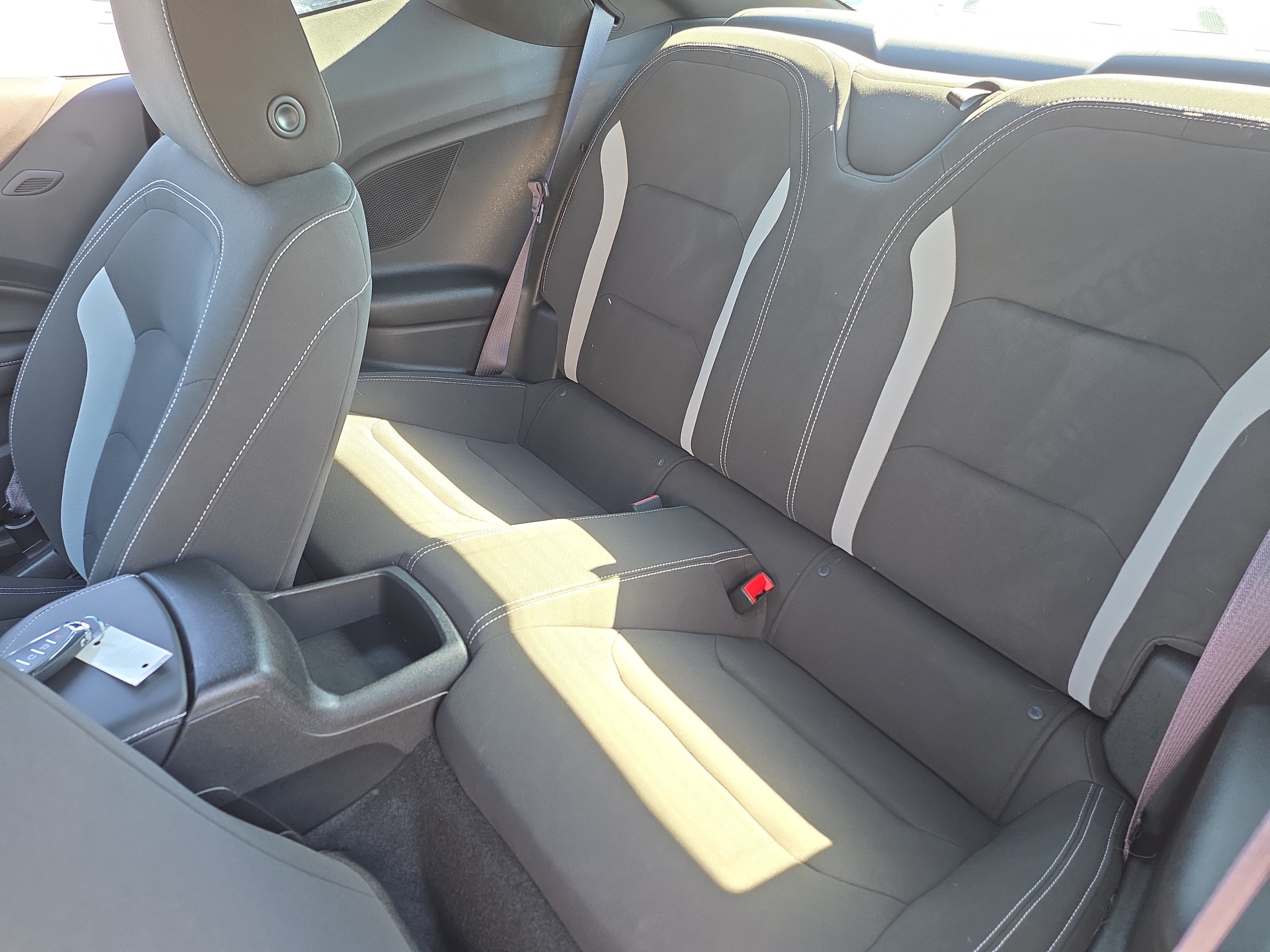 Used 2016 Chevrolet Camaro LT w/ Technology Package RWD image 12