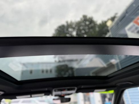 Used 2019 Land Rover Range Rover Sport HSE AWD/4WD image 12