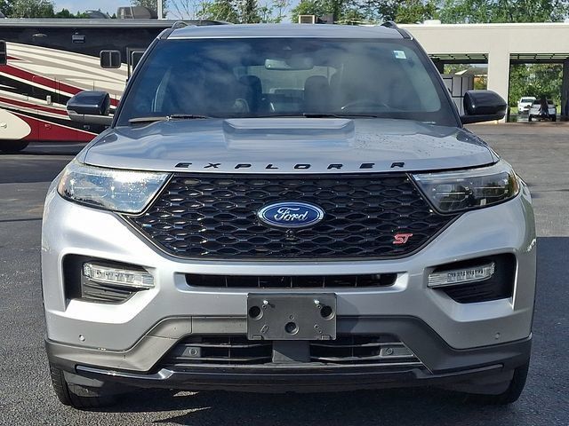 Used 2020 Ford Explorer ST w/ Premium Technology Package AWD/4WD image 5
