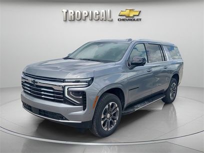 New 2025 Chevrolet Suburban LT w/ Comfort Package