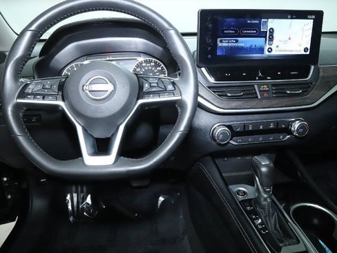 Certified 2023 Nissan Altima 2.5 SV w/ SV Premium Package image 32
