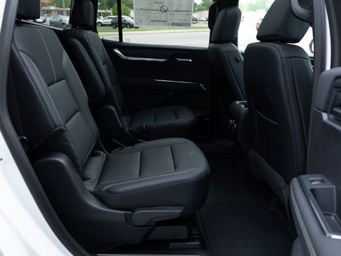 New 2026 GMC Acadia Elevation w/ Black Edition FWD image 29