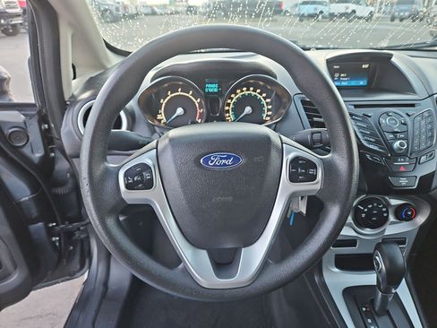 Used 2019 Ford Fiesta SE image 18