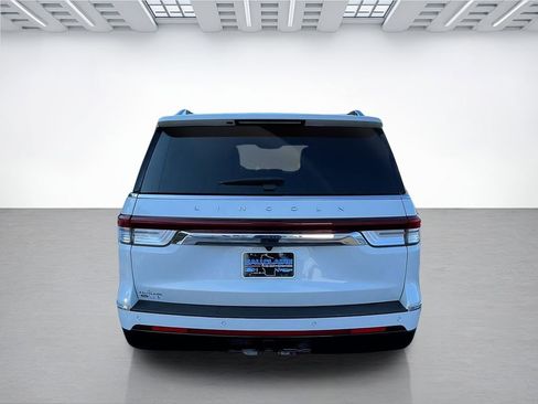 Certified 2024 Lincoln Navigator Reserve image 4