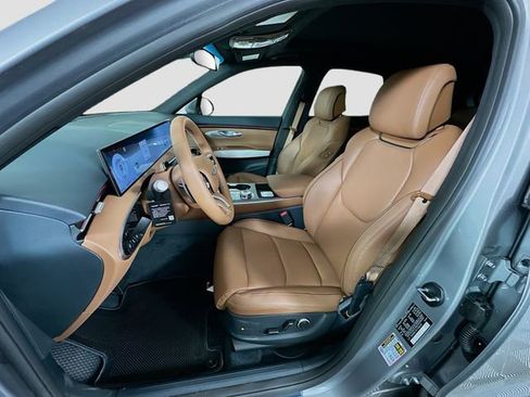 New 2026 Genesis GV70 2.5T Advanced AWD/4WD image 16