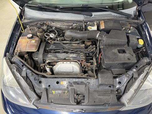 Used 2003 Ford Focus SE FWD image 7