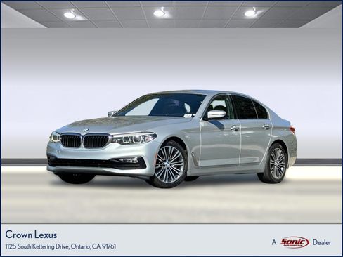 Used 2018 BMW 530i image 1