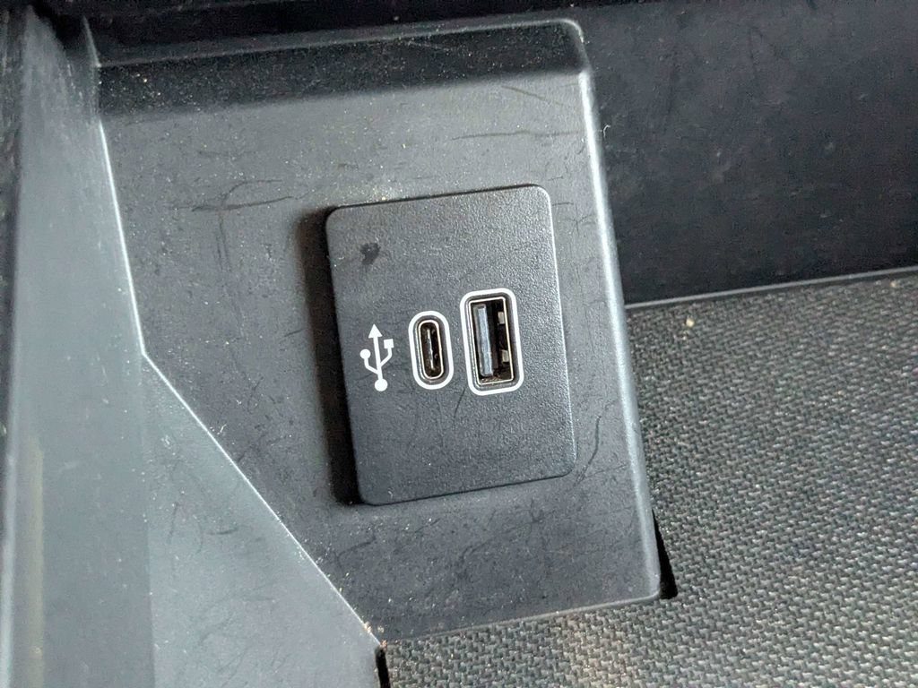 Used 2025 Ford F150 Lariat w/ Equipment Group 501A Mid AWD/4WD image 21