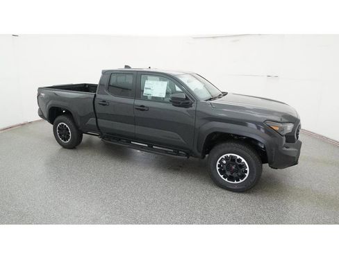 New 2026 Toyota Tacoma SR5 image 12