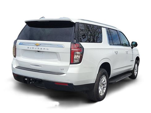 Used 2023 Chevrolet Suburban LT AWD/4WD image 3