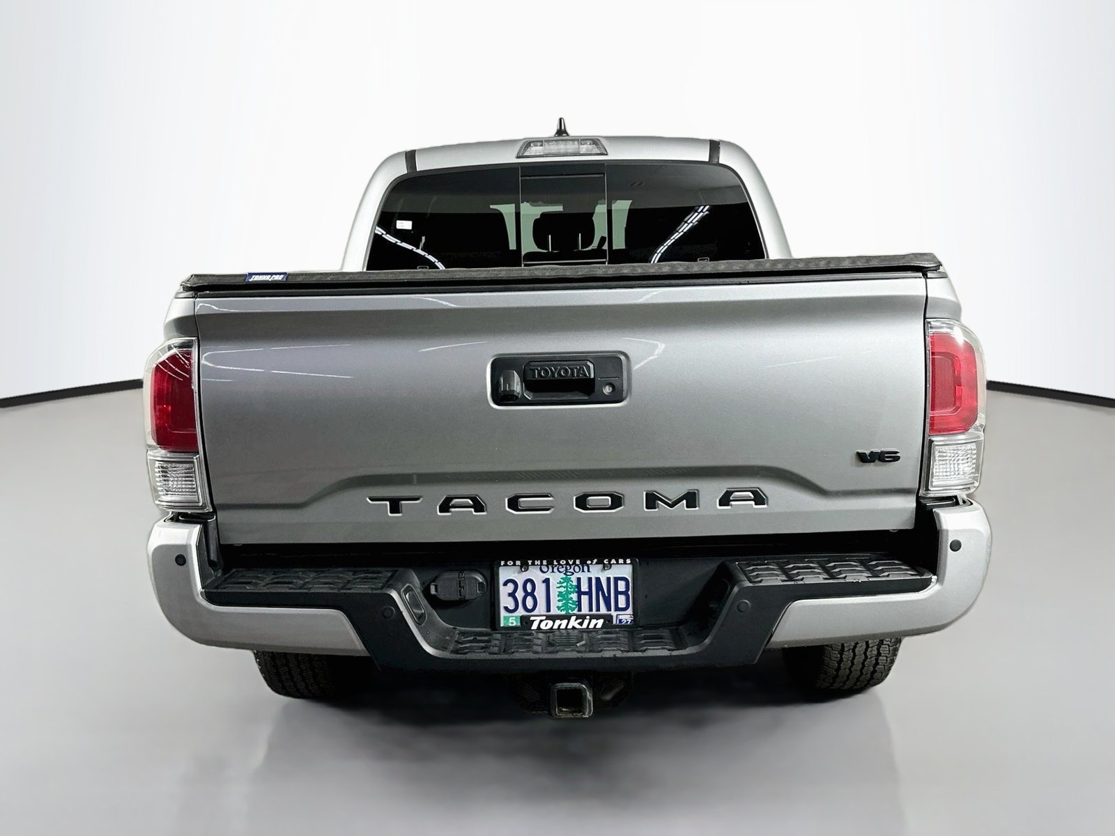Used 2022 Toyota Tacoma TRD Off-Road w/ Technology Package AWD/4WD image 6