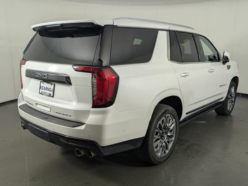 Used 2023 GMC Yukon Denali Ultimate AWD/4WD image 7