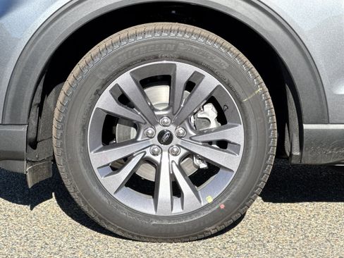 New 2025 Ford Explorer Active w/ Active Comfort Package image 32