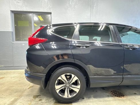 Used 2019 Honda CR-V LX image 5