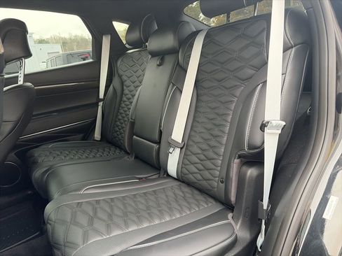 Used 2025 Genesis GV80 3.5T e-SC image 11