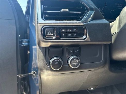 Certified 2025 GMC Yukon XL Denali w/ Sun & Power Step Package image 26