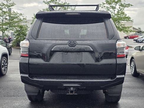 Certified 2023 Toyota 4Runner SR5 Premium w/ Moonroof Package AWD/4WD image 6