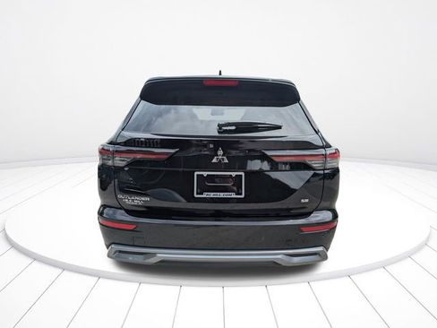 New 2026 Mitsubishi Outlander SE image 5