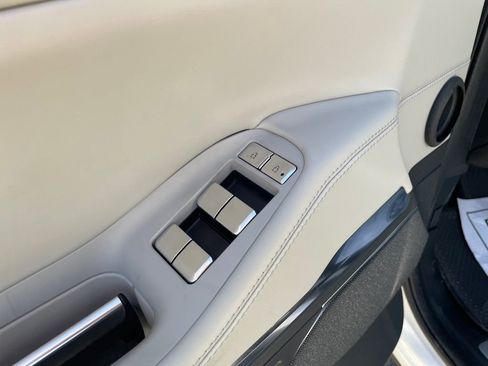 New 2026 Lincoln Navigator L Reserve AWD/4WD image 11