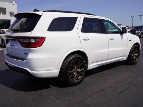 Used 2025 Dodge Durango R/T AWD/4WD image 3