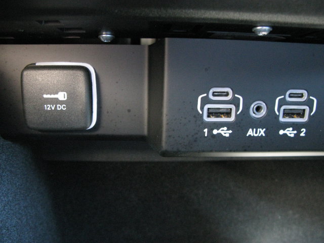 Used 2023 Jeep Wagoneer 4WD w/ Premium Group I image 27