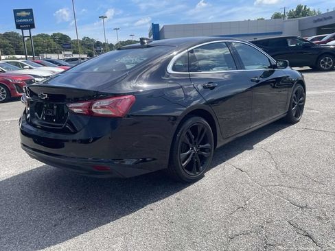 Used 2022 Chevrolet Malibu LT w/ Midnight Edition FWD image 3