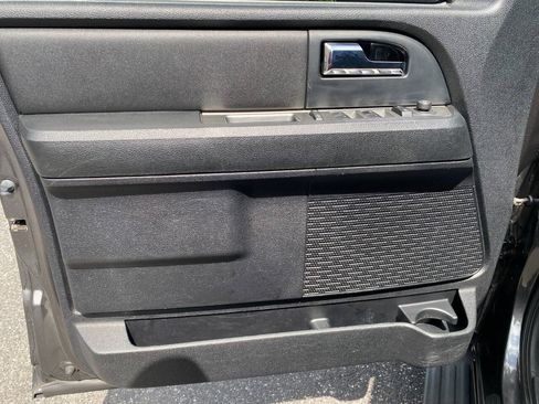 Used 2017 Ford Expedition XL w/ Equipment Group 101A AWD/4WD image 11