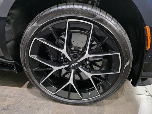 Used 2026 Aston Martin DBX 707 AWD/4WD image 4