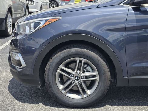 Used 2018 Hyundai Santa Fe Sport w/ 2.4L Value Package 02 FWD image 9
