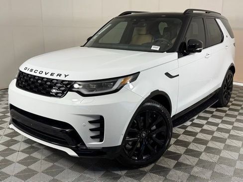 New 2026 Land Rover Discovery Dynamic SE image 1