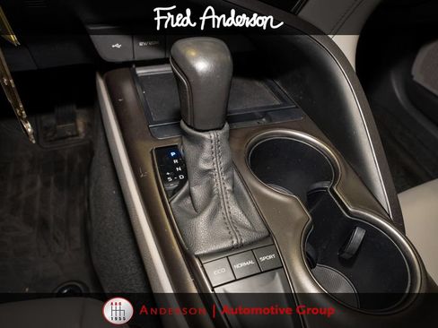 Used 2023 Toyota Camry SE FWD image 14