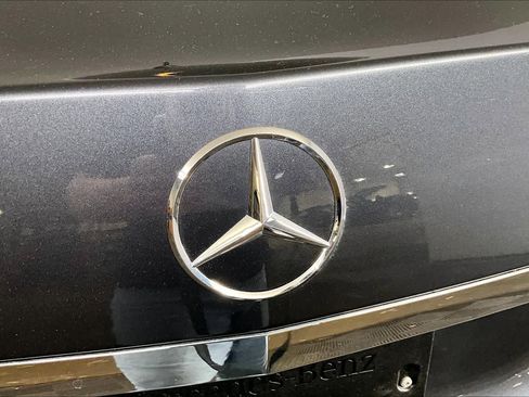 Used 2016 Mercedes-Benz E 350 4MATIC Sedan image 30