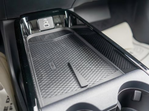 New 2025 Ford Mustang Mach-E Premium image 18