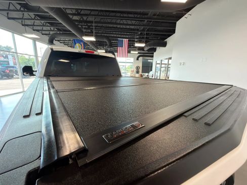 Used 2016 Ford F150 Lariat w/ Equipment Group 502A Luxury AWD/4WD image 28