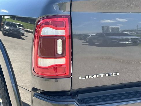 Used 2023 RAM 2500 Limited AWD/4WD image 11