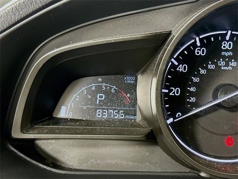 Used 2017 MAZDA MAZDA3 Touring image 33