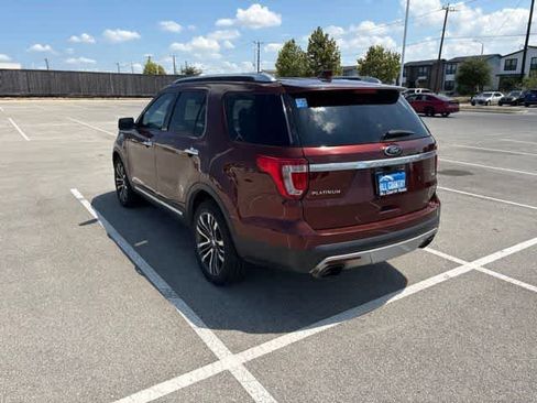 Used 2016 Ford Explorer Platinum AWD/4WD image 3