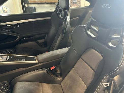 Used 2015 Porsche 911 GT3 RWD image 10