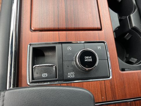 Used 2023 Lincoln Navigator L Reserve image 25