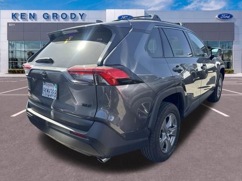 Used 2024 Toyota RAV4 XLE w/ Convenience Package FWD image 4