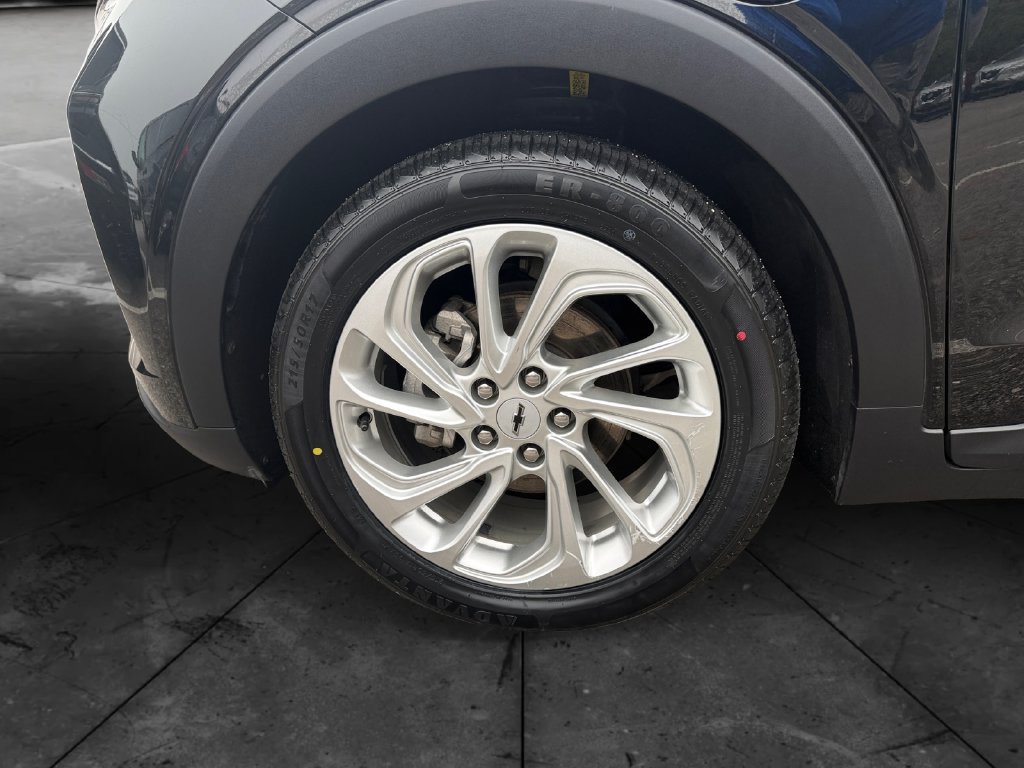 Used 2023 Chevrolet Bolt EUV LT FWD image 14