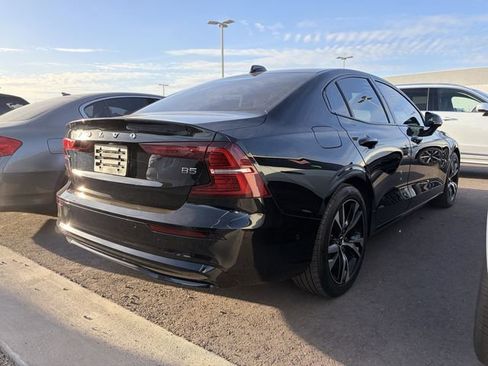 Used 2025 Volvo S60 B5 Plus FWD image 8