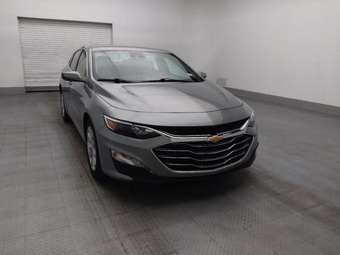 Used 2025 Chevrolet Malibu LT FWD image 13
