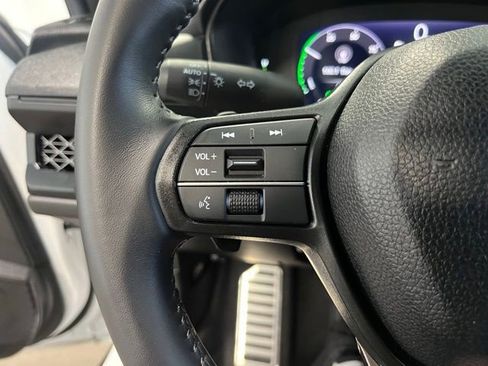 Used 2025 Honda Accord Sport image 25