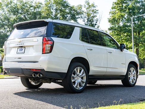 Used 2021 Chevrolet Tahoe High Country w/ Premium Package AWD/4WD image 5