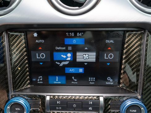 Used 2019 Ford Mustang Premium RWD image 20
