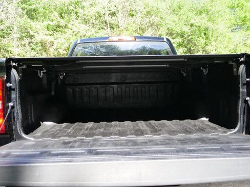 Used 2018 Chevrolet Silverado 1500 LT w/ All Star Edition image 29